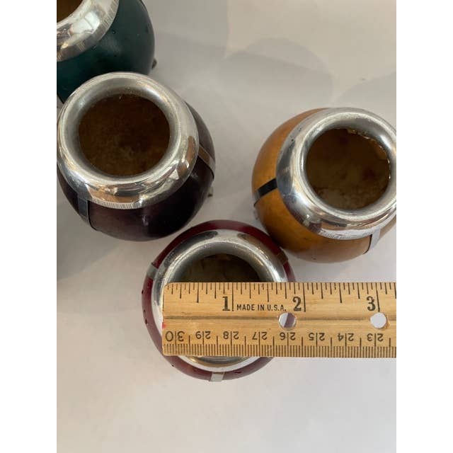 SoulMate Yerba Co. LLC - Wholesale Tea Pot - Maté Gourd with Curled Silver Feet - 4oz3