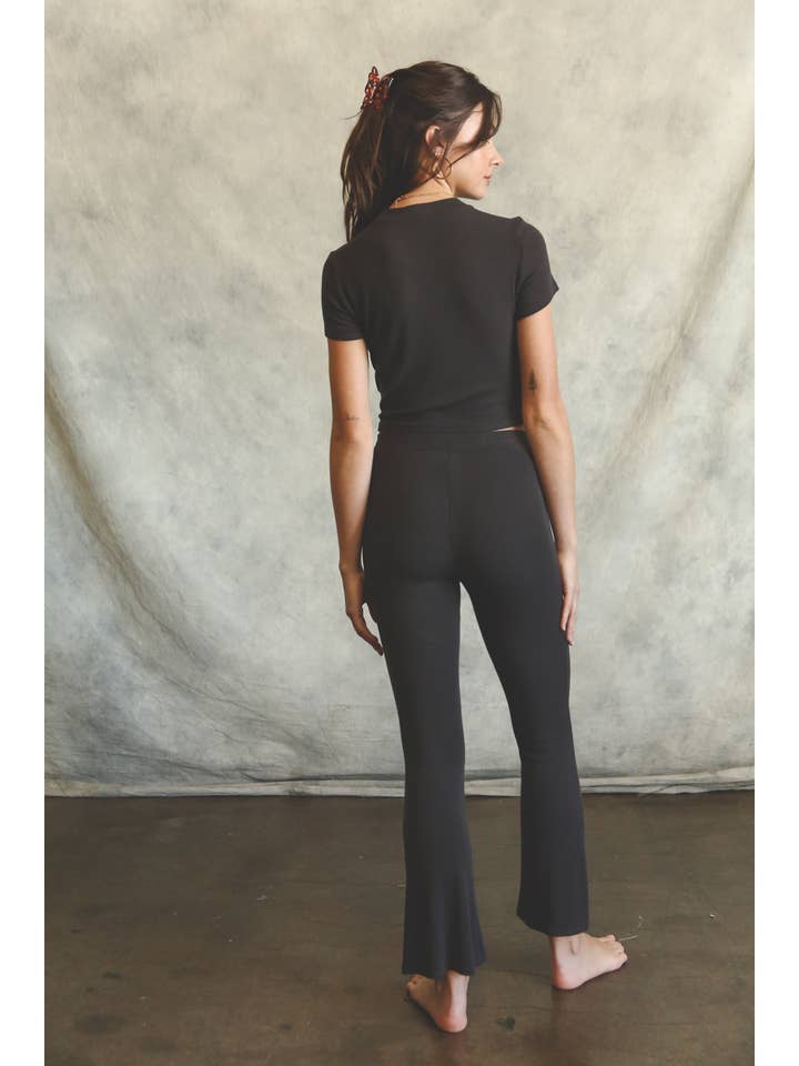 Listicle - Wholesale Lounge Set - Women's - Ribbed Crop Top & Split Hem Pants Set17