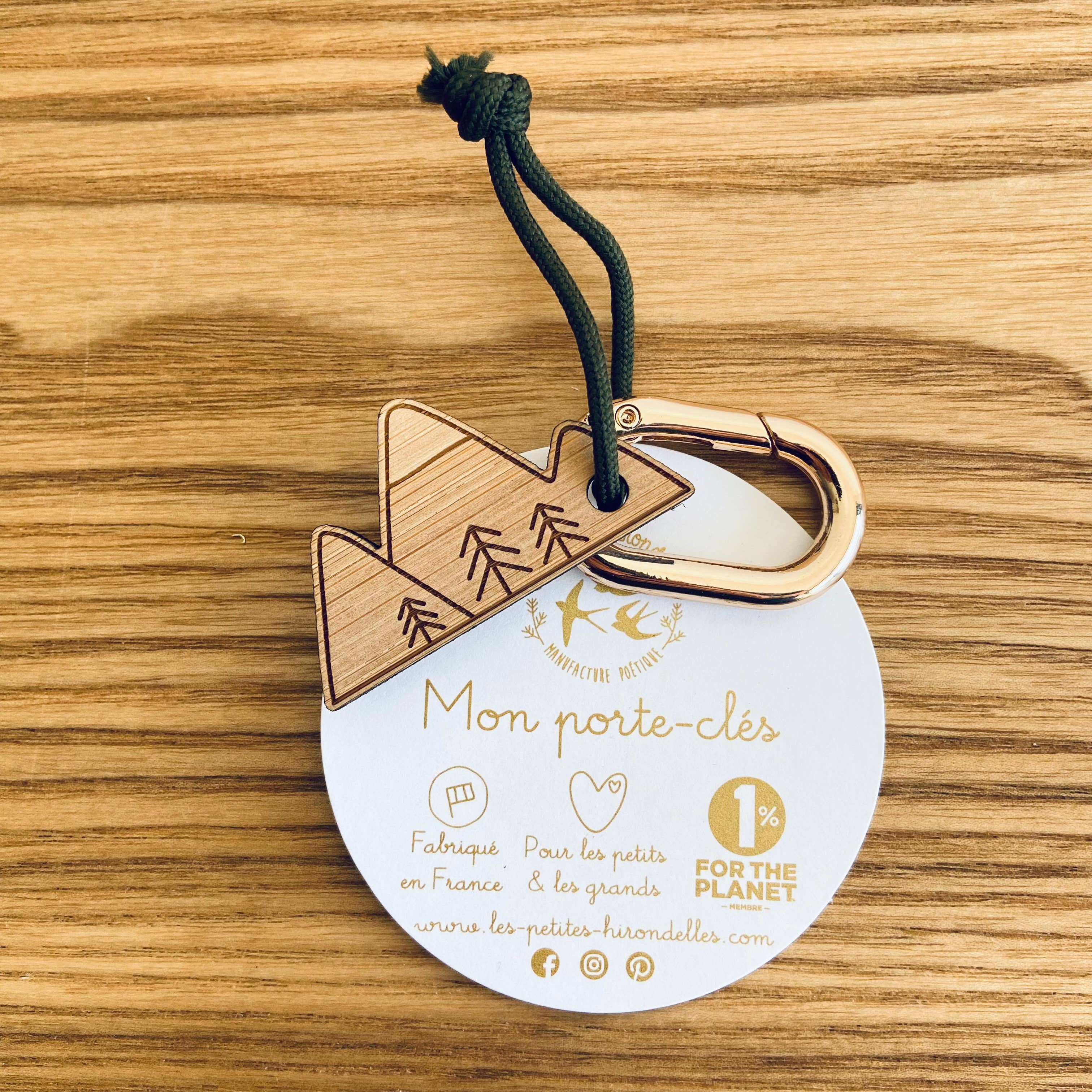 Les Petites Hirondelles - Wholesale Keychain - Unisex - Wooden keychain - Mountain1