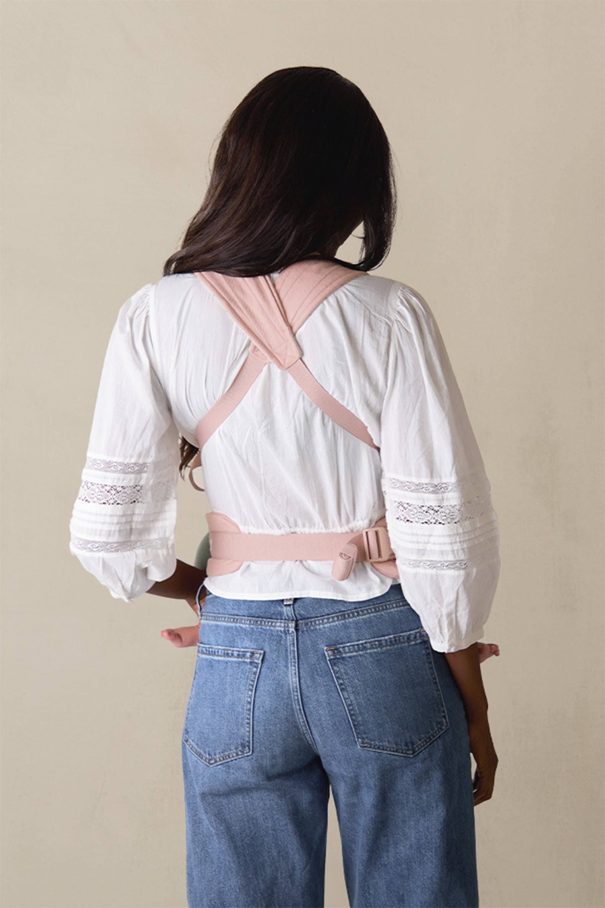 Solly Baby - Wholesale Baby Carrier - Blush Floret Buckle Carrier3