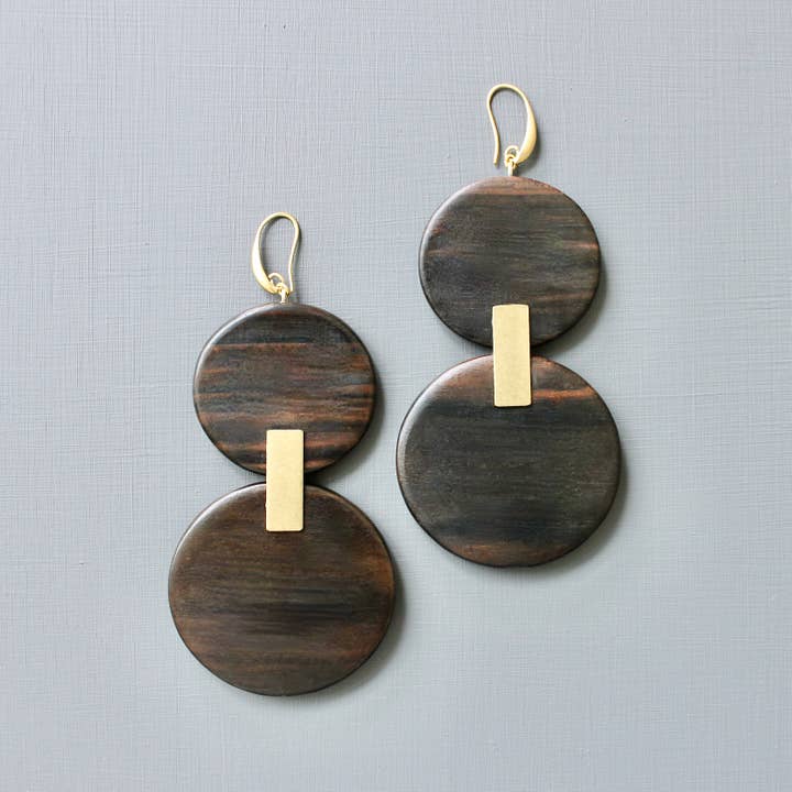 David Aubrey Jewelry – wholesale Hängande örhängen – JLTE71 axeldammarörhängen i ebenholts trä