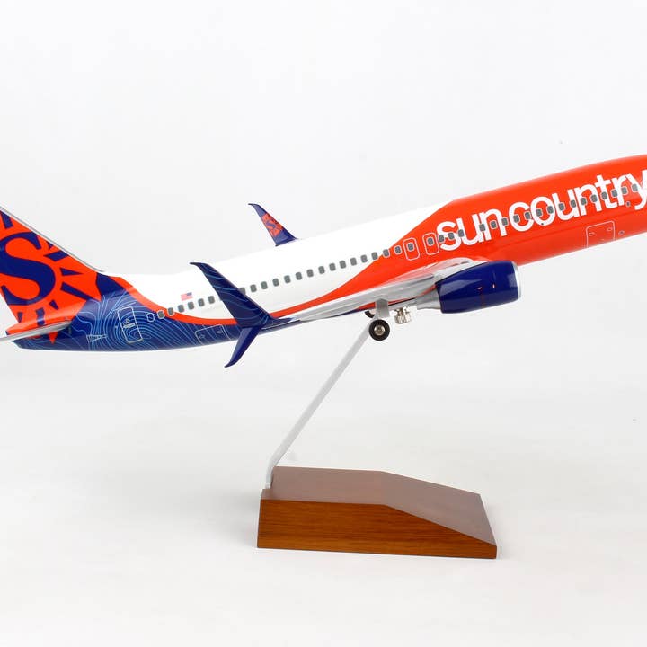 SKYMARKS SUN COUNTRY 737-800 1/100 MED LANDSTÄLL & STATIV för wholesale av Daron Worldwide Trading