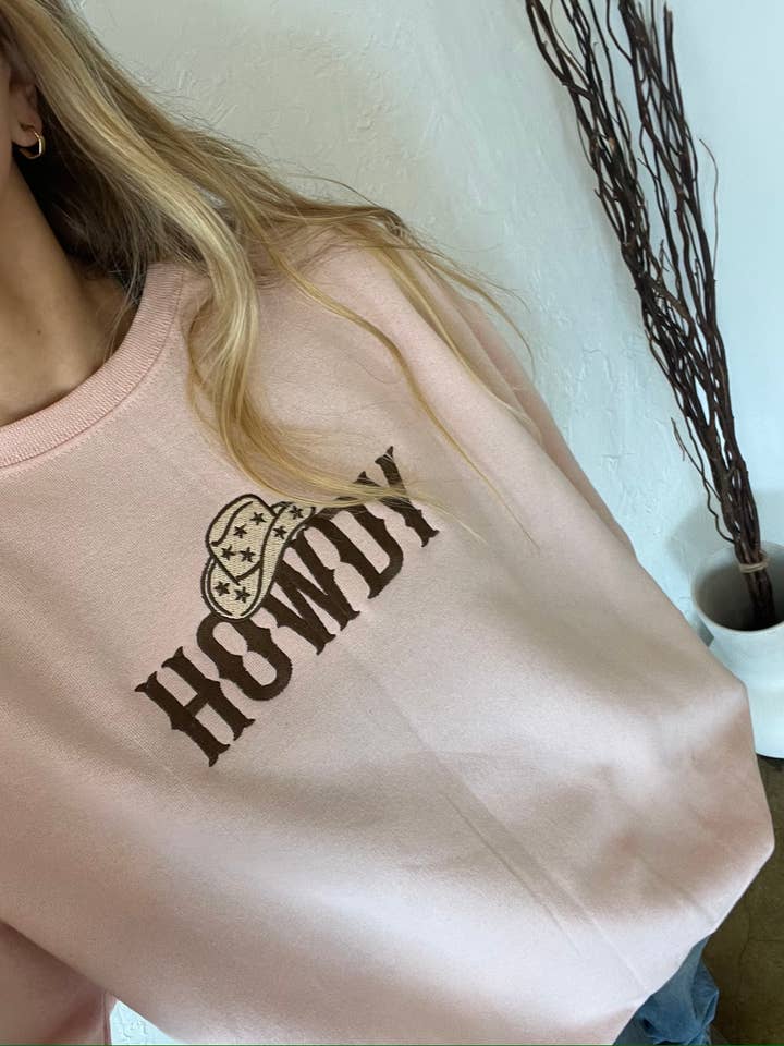City Crews Apparel - Wholesale Sweatshirt - Women's - Howdy Embroidered Sweatshirt1