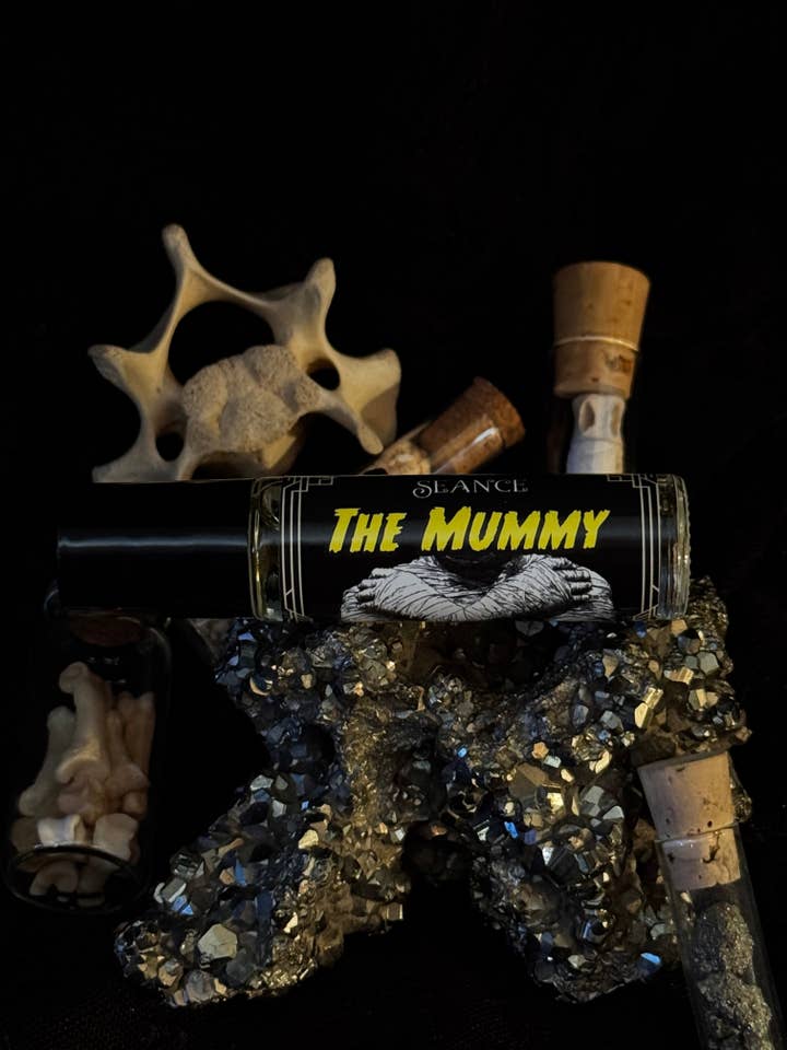 The Mummy (vanilla & herbs) for wholesale by Seance