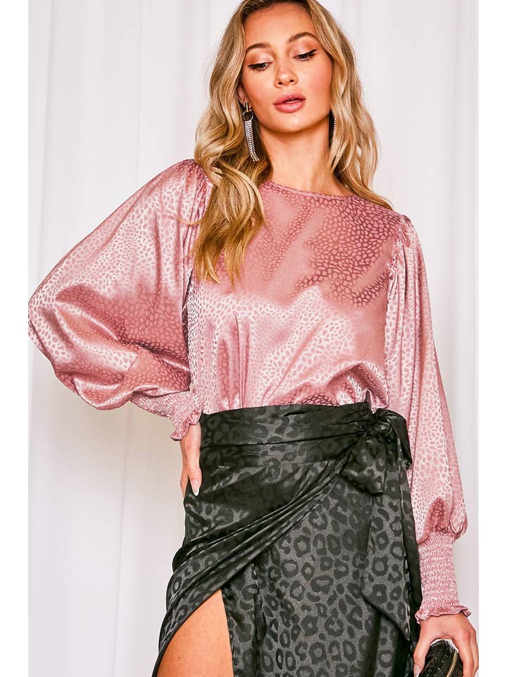 Vine & Love - Wholesale Blouse - Women's - Round neck balloon sleeves satin blouse VT6019813