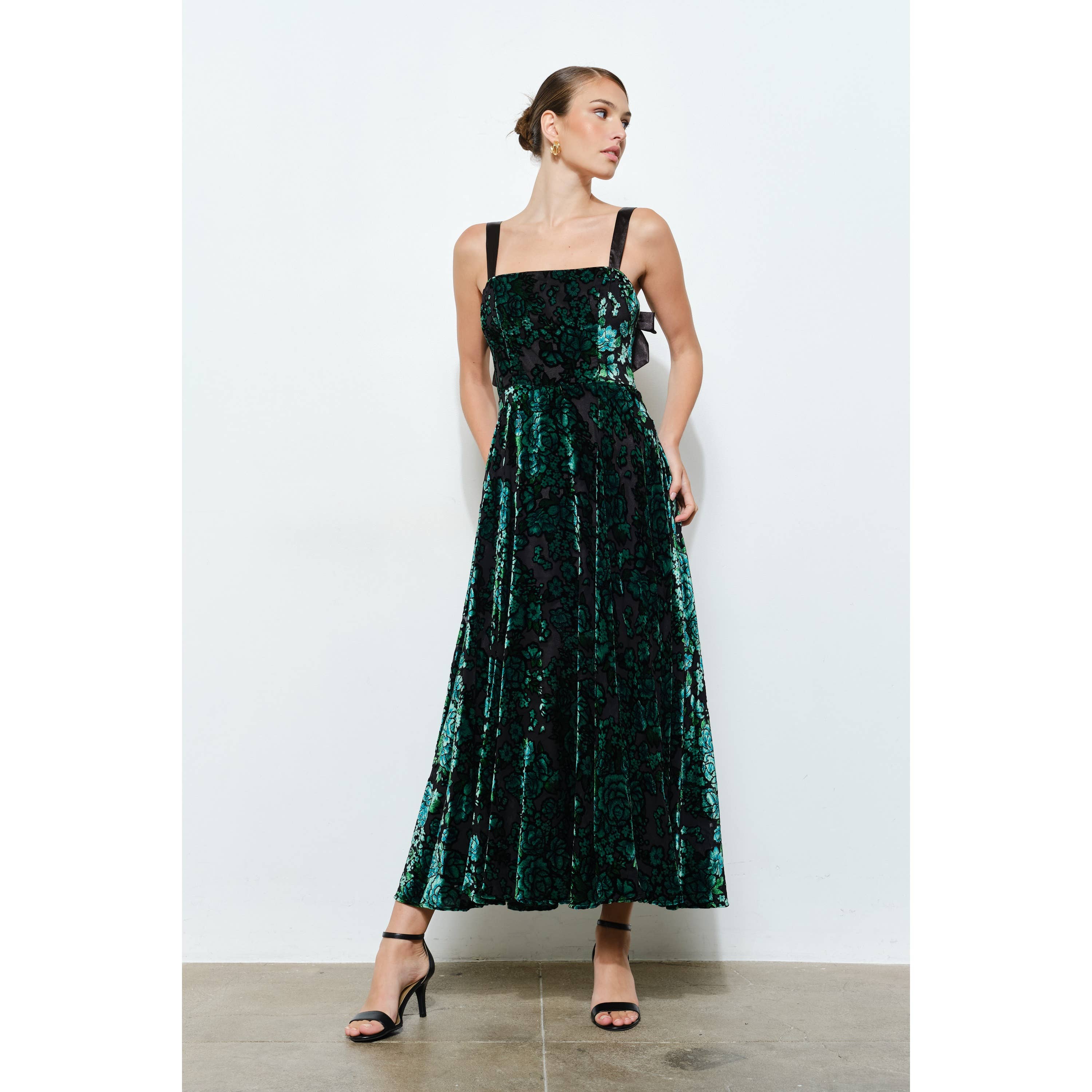 INA – wholesale Dress – Women's – Velvet Floral Bow-Back A-Line Maxi Dress3