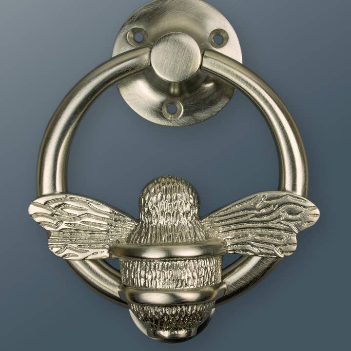 Brass bee – wholesale Knob/pull – Brass Bumble Bee Ring Door Knocker - Satin Finish2