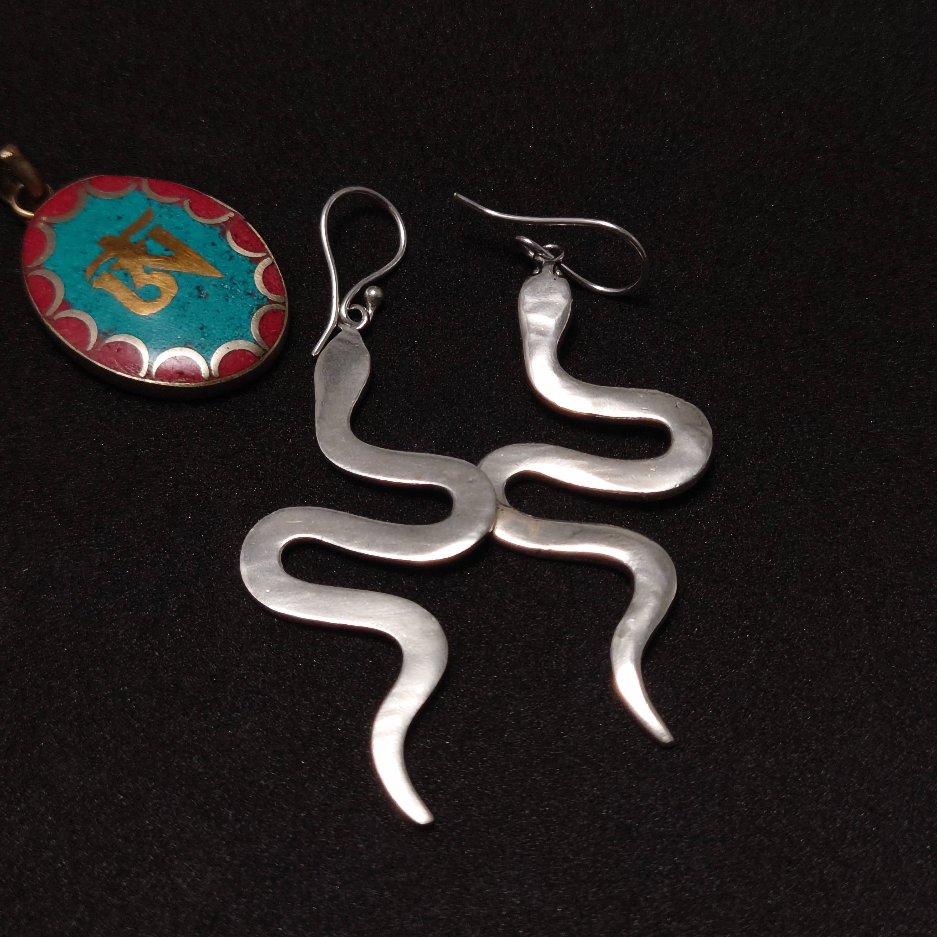 Tenzing Collections - Wholesale Dangle Earrings - Snake Earrings, Golden and Silver5