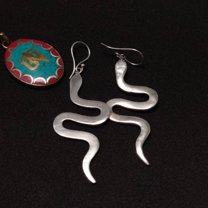 Tenzing Collections - Wholesale Dangle Earrings - Snake Earrings, Golden and Silver5