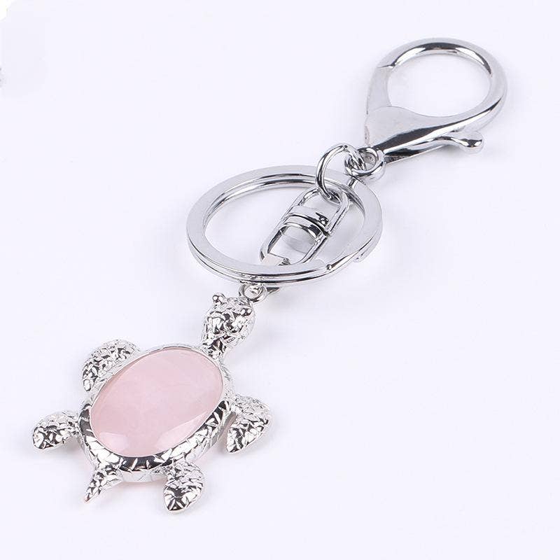 Mio Queena – Großhandel Schlüsselanhänger – Damen – Schlüsselanhänger mit Schildkrötenanhänger und eingefasstem Naturstein3