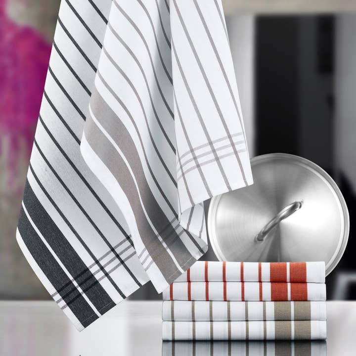 Maison Vivaraise & La Cerise sur le Gâteau - Wholesale Tea Towel - Black Small Stripes Tea Towel1