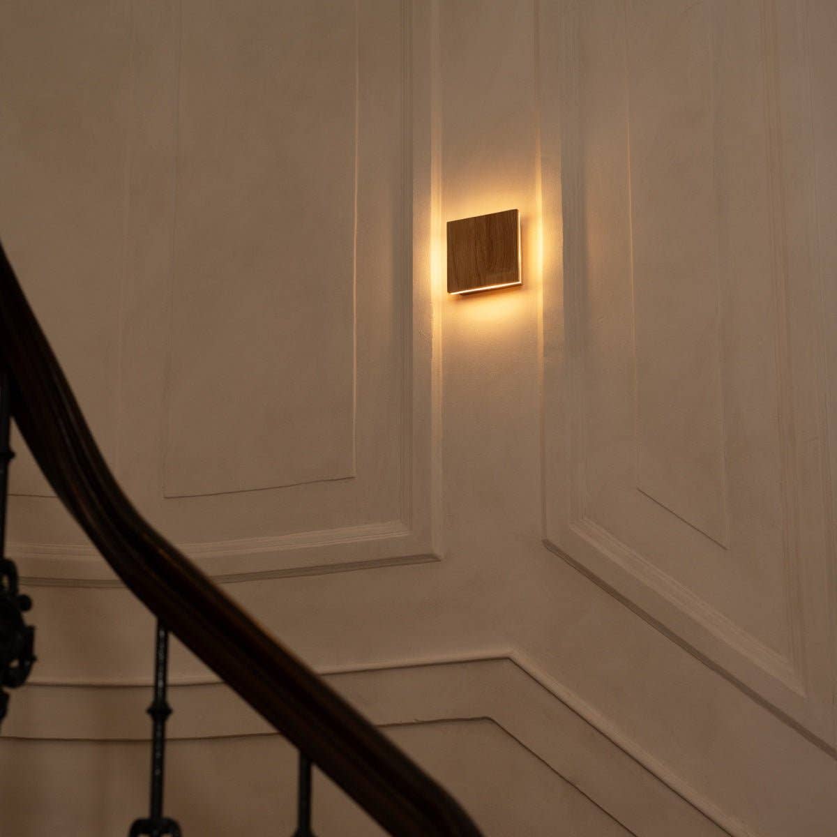 Tavellio - Vente Appliques - Applique murale sans fil Lane Light marron clair | Design rechargeable et dimmable1