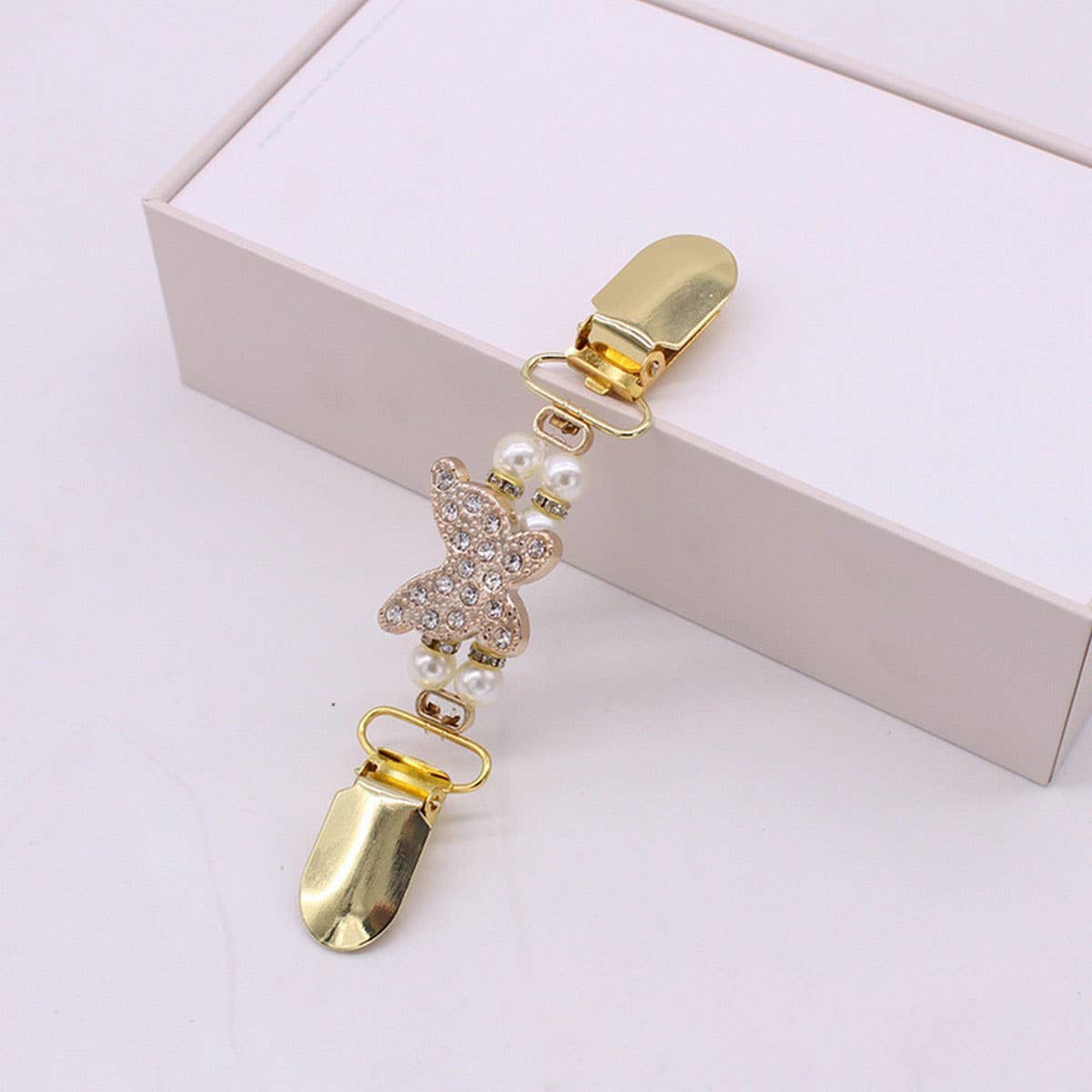 ACCITY - Wholesale Scarf Clip - Women's - POPULAR HIGH-GRADE PEARL SWEATER CLIP SHAWL CLIP_CWMM22073