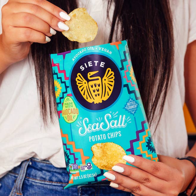 Siete Foods - Wholesale Chips - Kettle Cooked Sea Salt Potato Chips 1.5 oz - 72 bags1