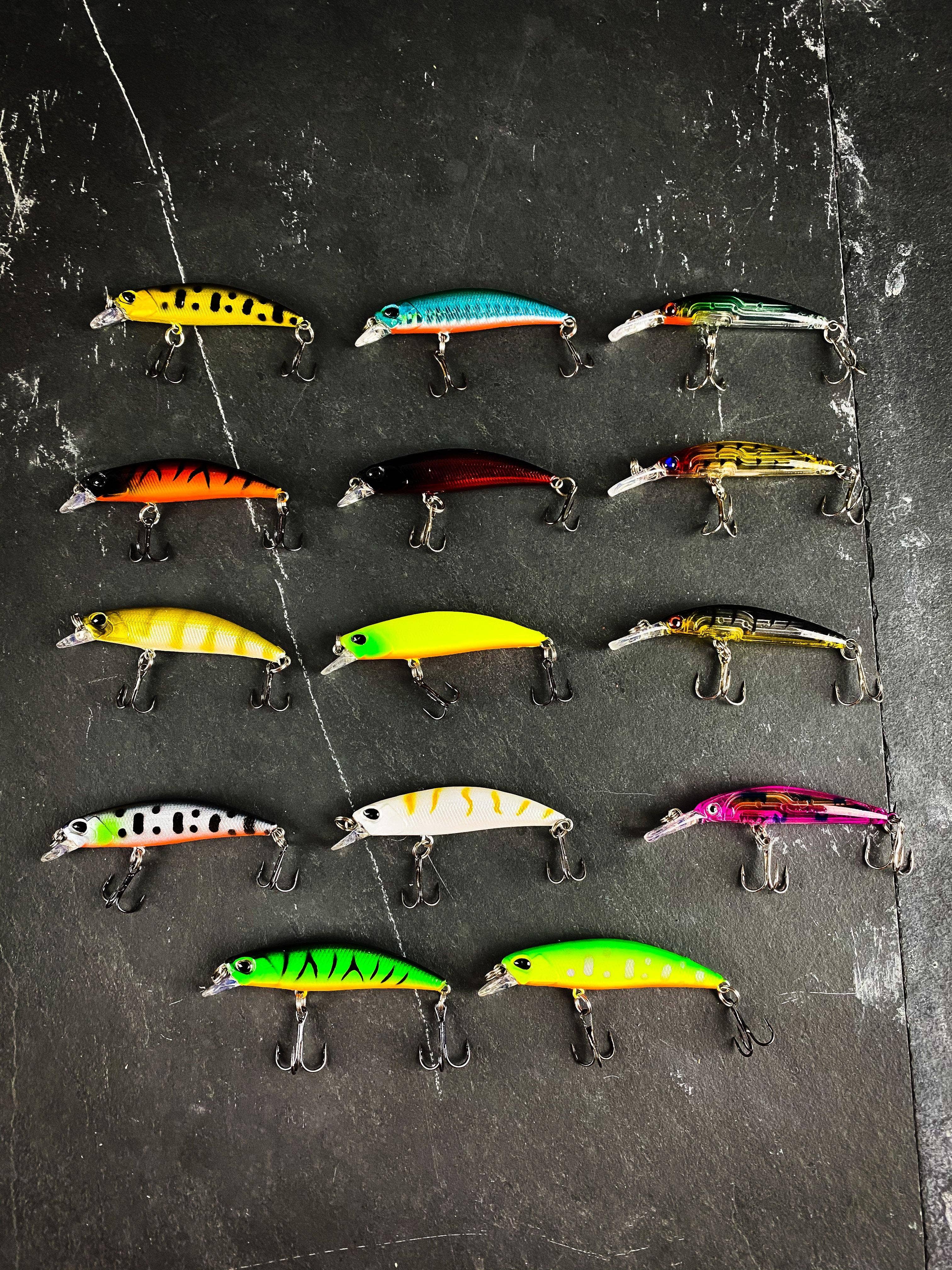Outdoor Junction - Wholesale Sporting Accessories - (14) Skinny Hard Crankbait Sinking Minnow Set1