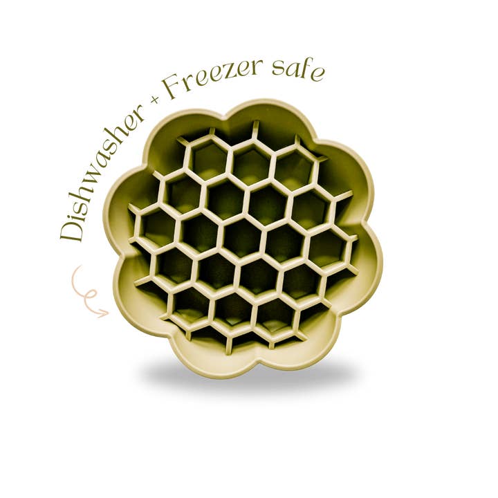 Barks and Brownies - Wholesale Pet Bowl - Cat/Dog - Daisy Slow Feeder Green1