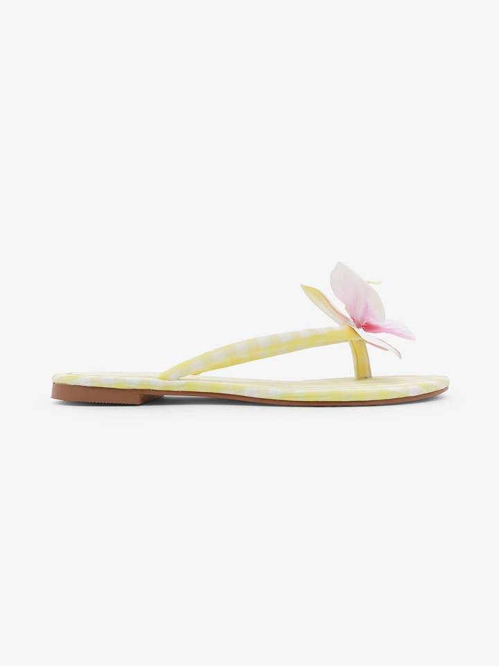 Lemonade Shoes - Wholesale Sandals - Women's - ASHBIE - SPRING '26 Gingham Flower Thong Sandal2