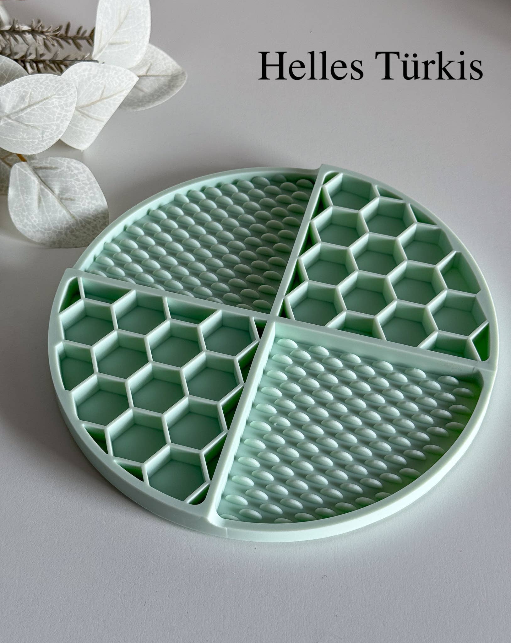 Doggotique - Wholesale Pet Food Mat - Dog - Lick mat Honey Dog, Slow Feeder, Feeding Station11