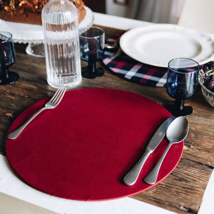 Sous-assiette déhoussable bordeaux | Fabriqué en Italie pour la vente par Misalù - Dress up your table