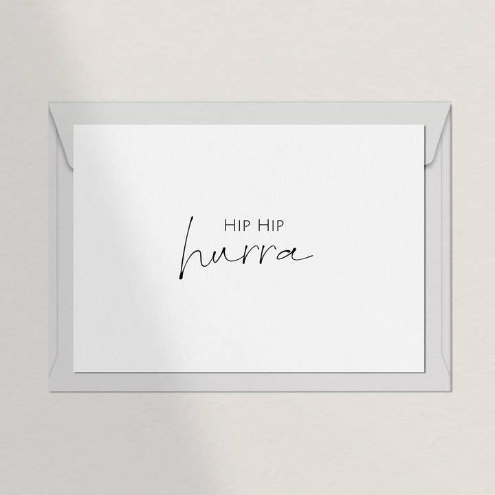 Postkarte Hip Hip Hurra für den Großhandel von Debblschebbl Design Studio
