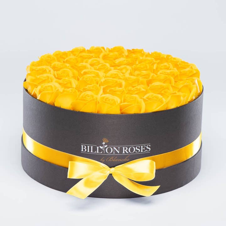 Große und Schwarz Box mit Ewigen Rosen for wholesale by Billion Roses by Blanche