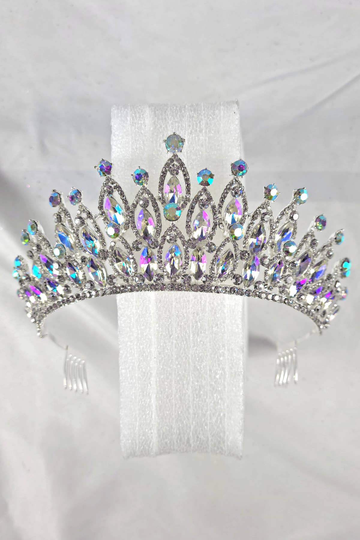 Chicas - Wholesale Tiara - Women's - Tiara with jewel rhinestones, one size fits all HT97421