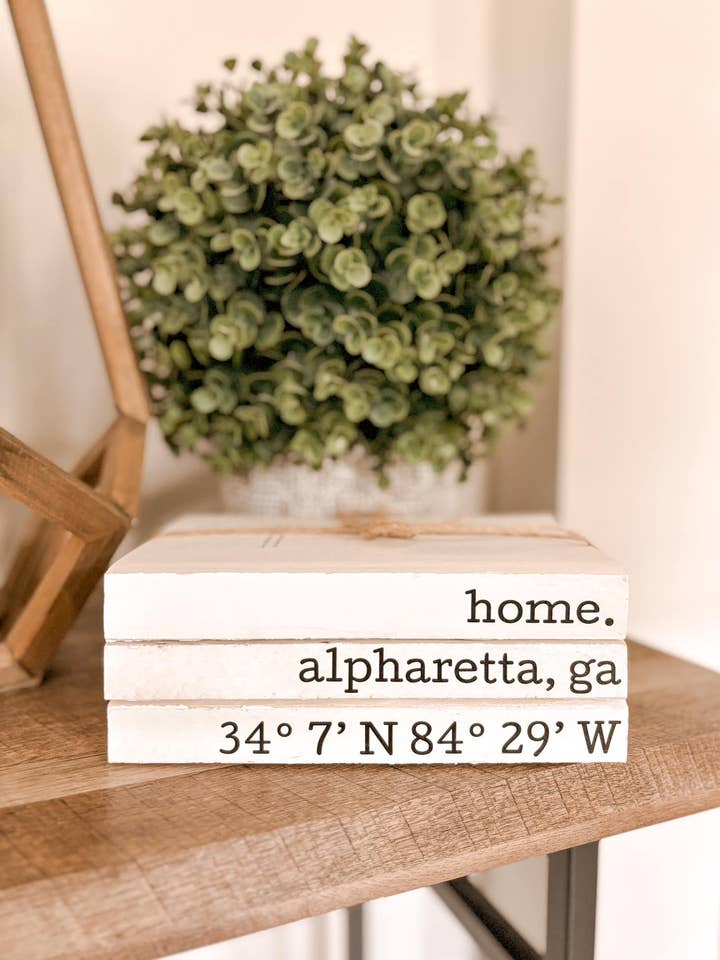Home City State or Quote Book Sets Decor for wholesale by Home Bound Custom Decor