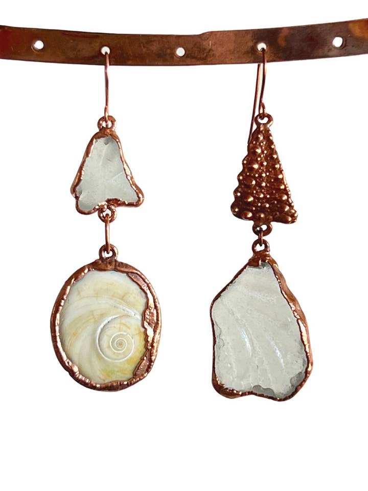 Zee glas en schelpen oorbellen voor wholesale door Silver Coast Designs