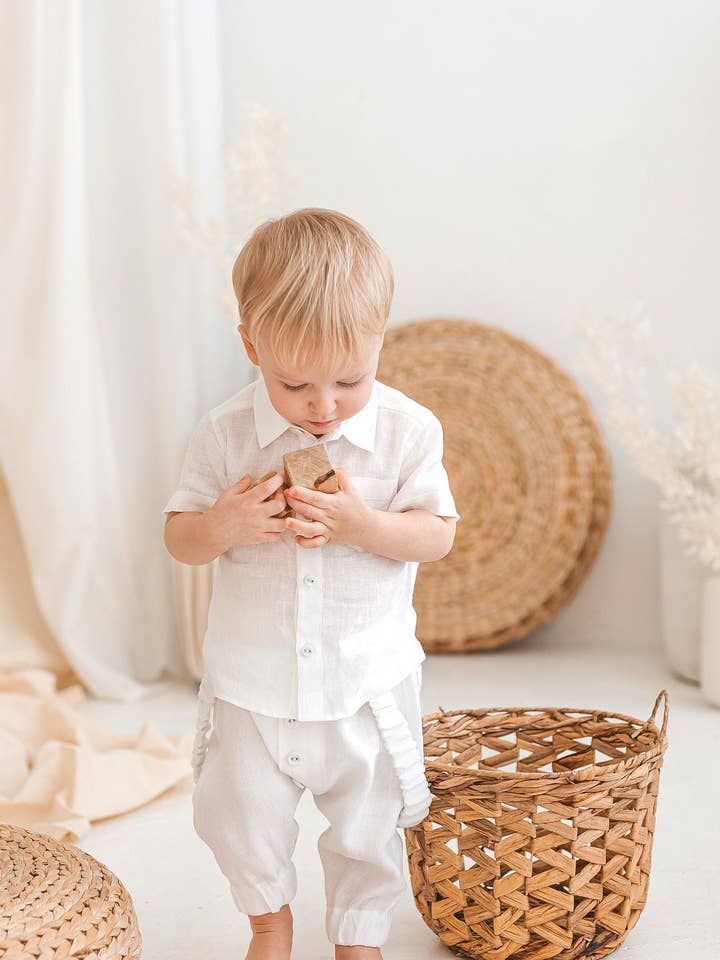 Ensemble costume, chemise boutonnée et pantalon pour bébé garçon en lin blanc pour tout-petits, haut et pantalon, smoking blanc pour petits garçons, robe pour nouveau-né pour la vente par Matrinna