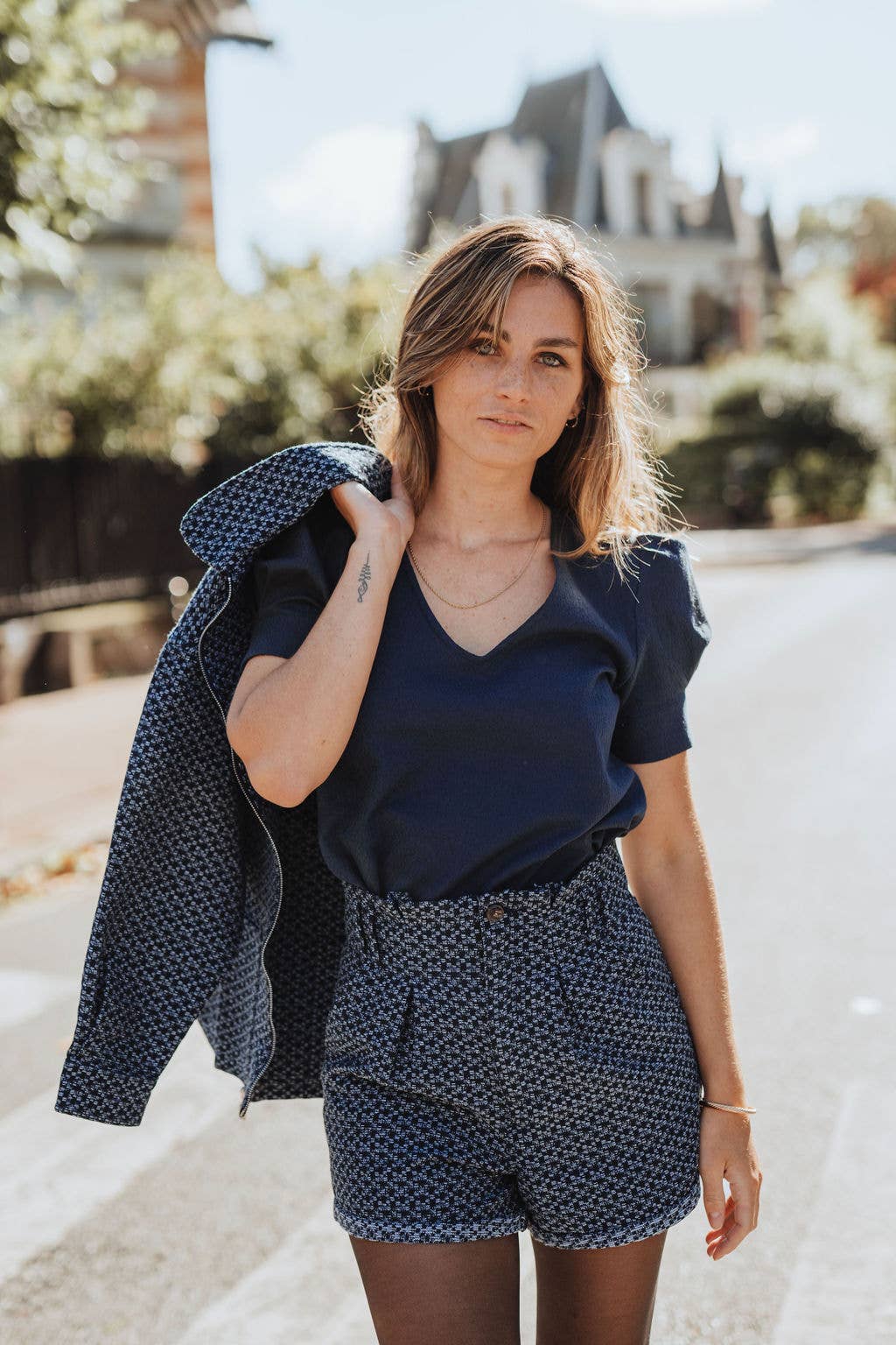 Sevenlie - Wholesale T-Shirt - Women's - Praha Blouse - Midnight Blue - Short Sleeves