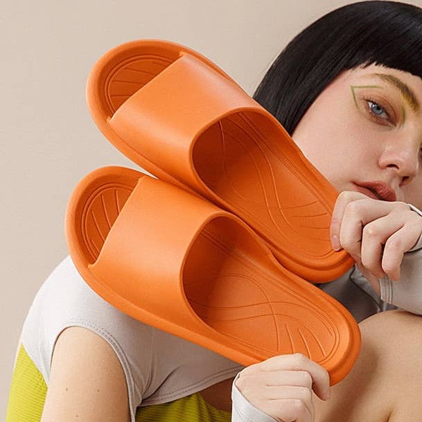 Chanclas de EVA suave para venta al por mayor de Cloud Cushion Slides