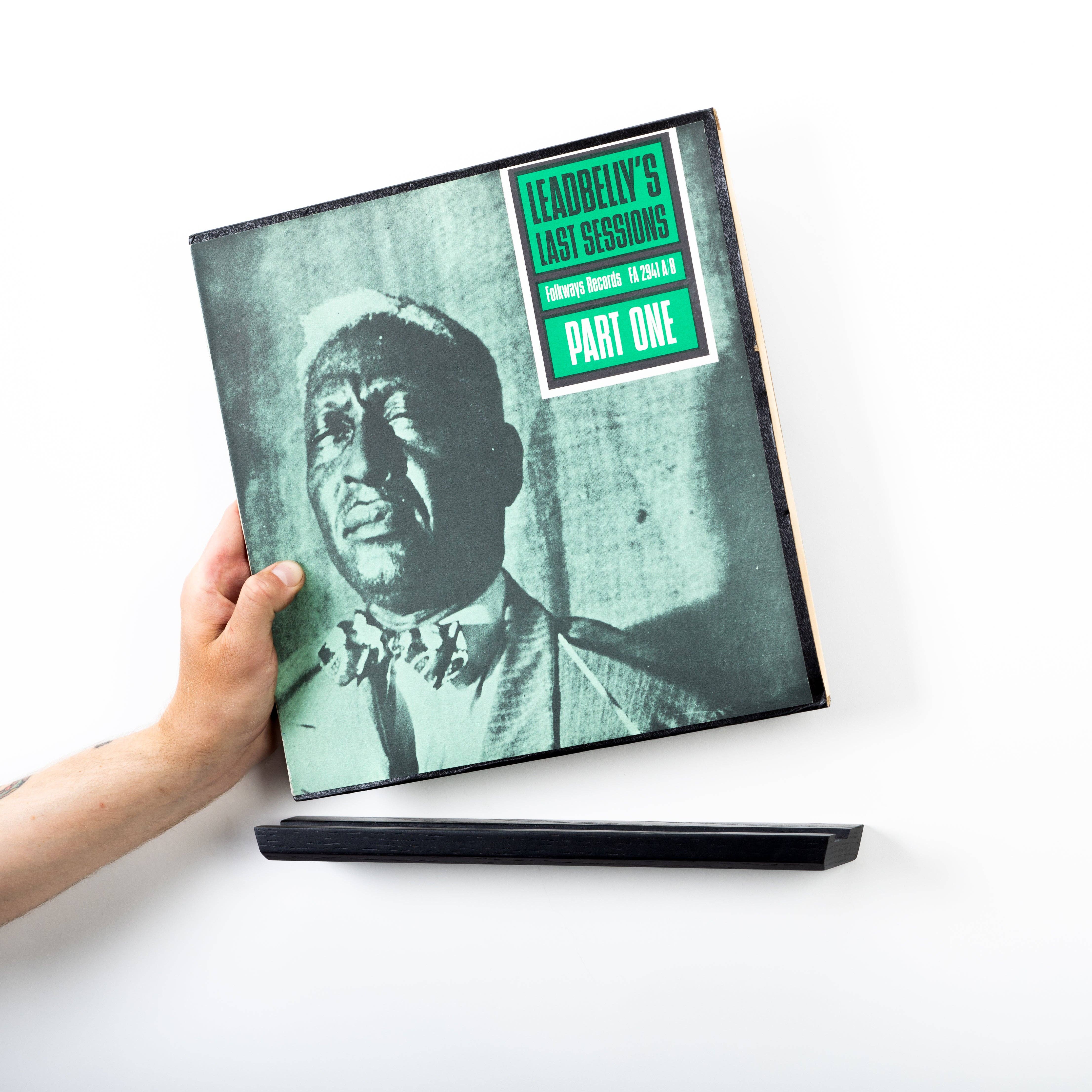 Well Made - Wholesale Wall Mounted Shelf - Vinyl Record Display Shelf1