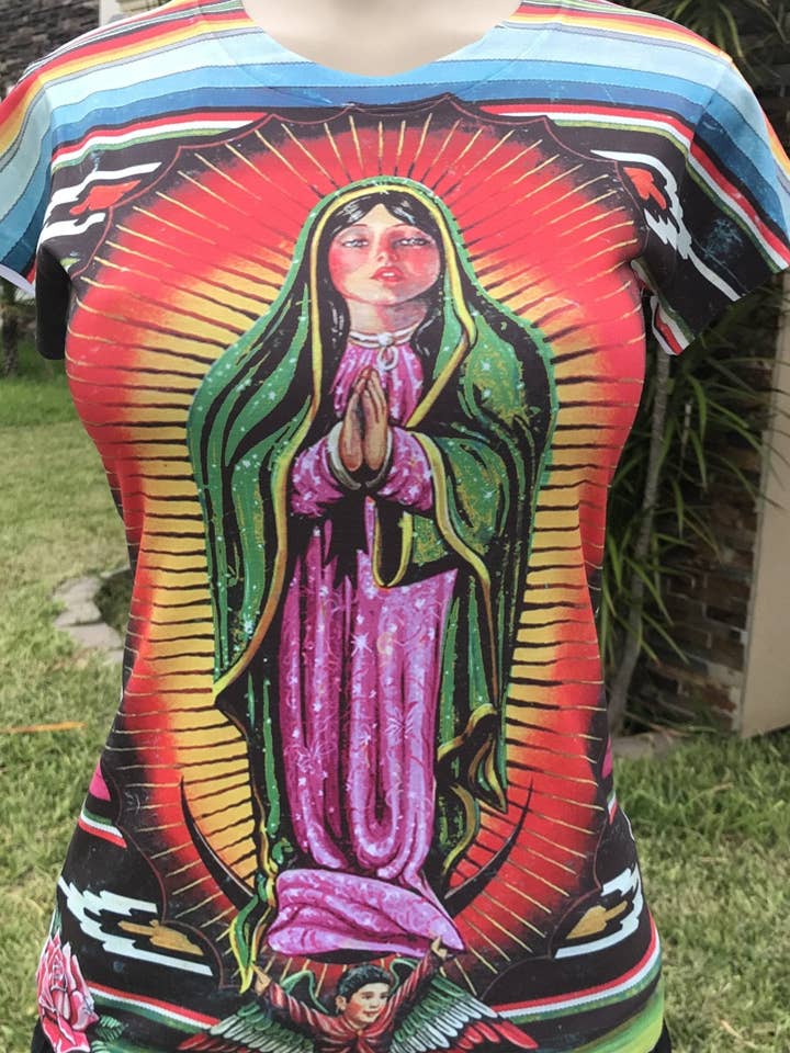 Cielito Lindo – wholesale T-shirts med screentryck – Dam – Virgen de Guadalupe T-Shirt