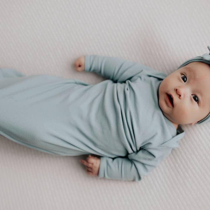 Three Little Tots - Wholesale Babygown - Baby - Blue Bird Knotted Gown9