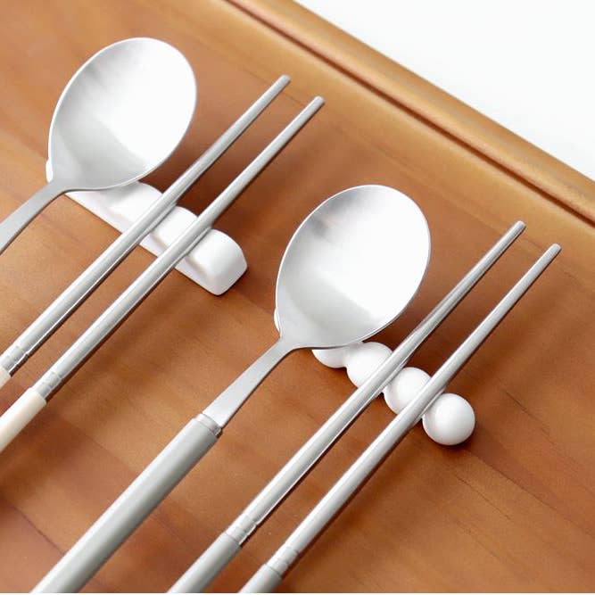 Melitu Spoon and Chopstick Rest 4Pcs Set - White for wholesale by illo
