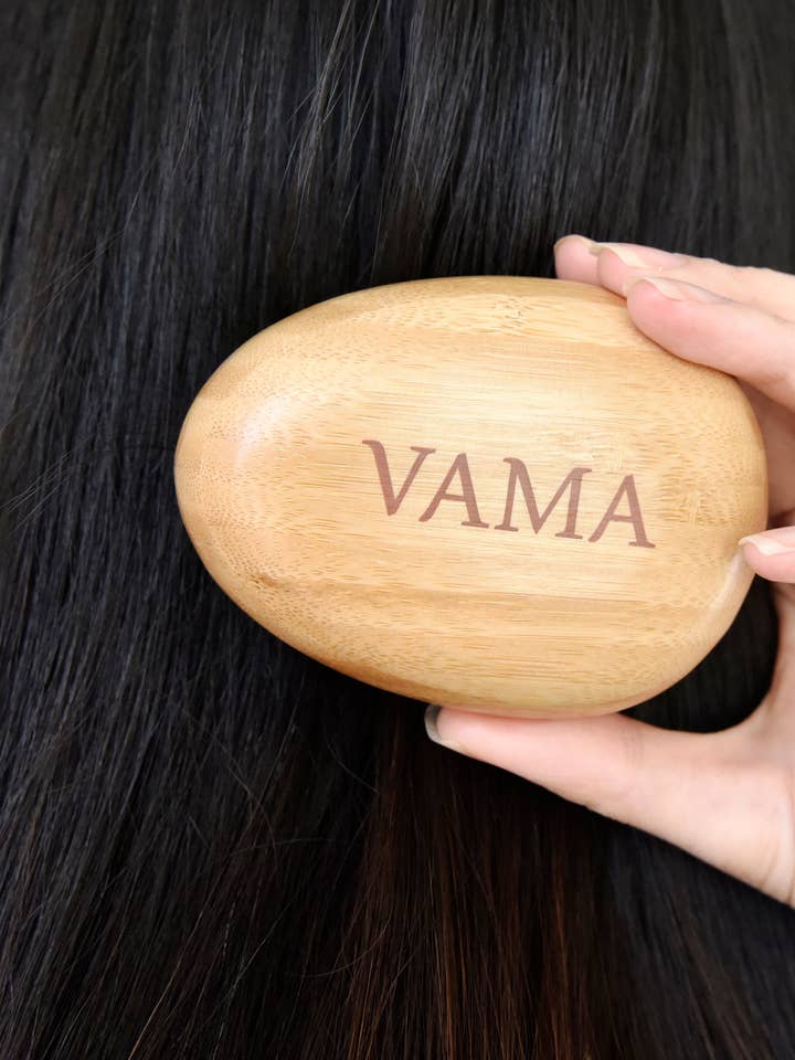VAMA Wet and Dry Detangling Brush for wholesale by VAMA