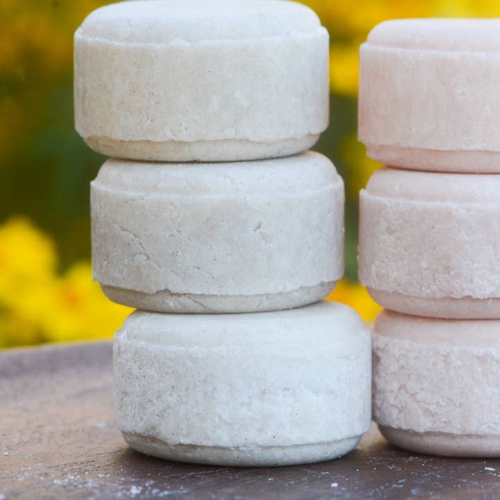 Simpl Bars - Vendita all'ingrosso Shampoo a saponetta/solido - Shampoo al rosmarino e argilla Rhassoul non confezionato Zero Waste1