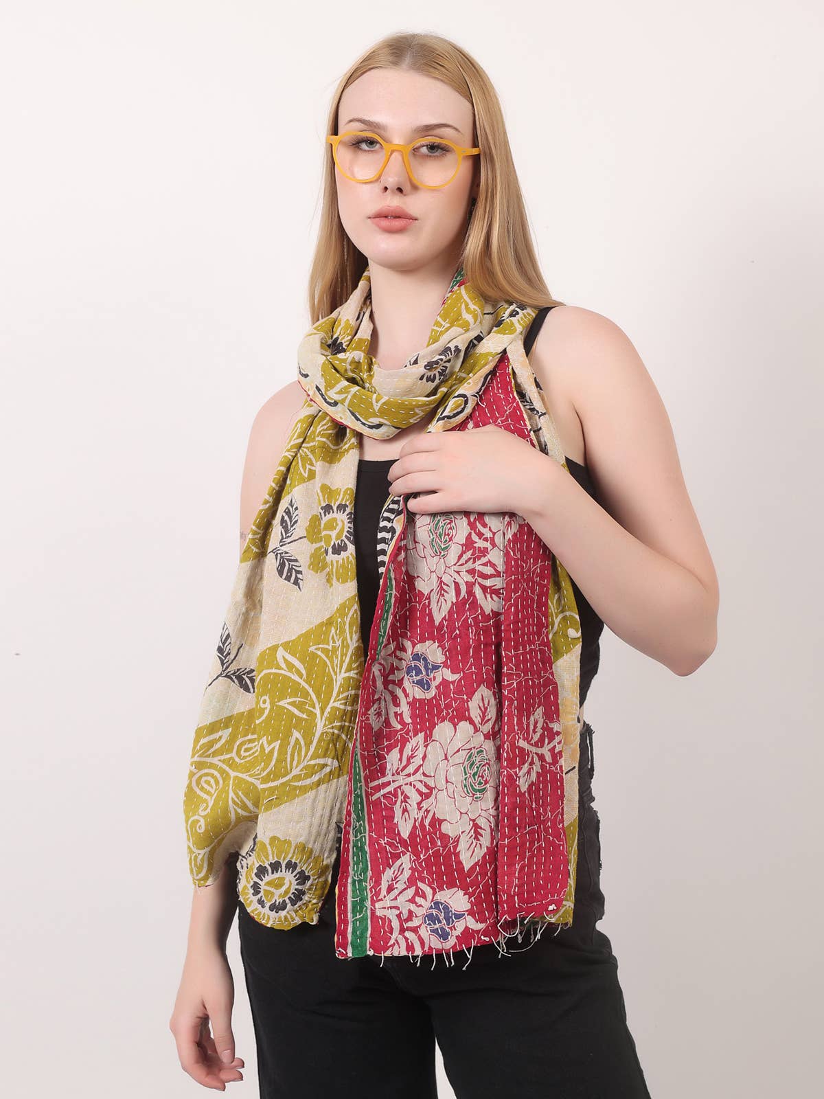 Wevez - Wholesale Scarf - Women's - Women Cover Up Vintage Reversible Kantha Scarf Wholesale Lot17