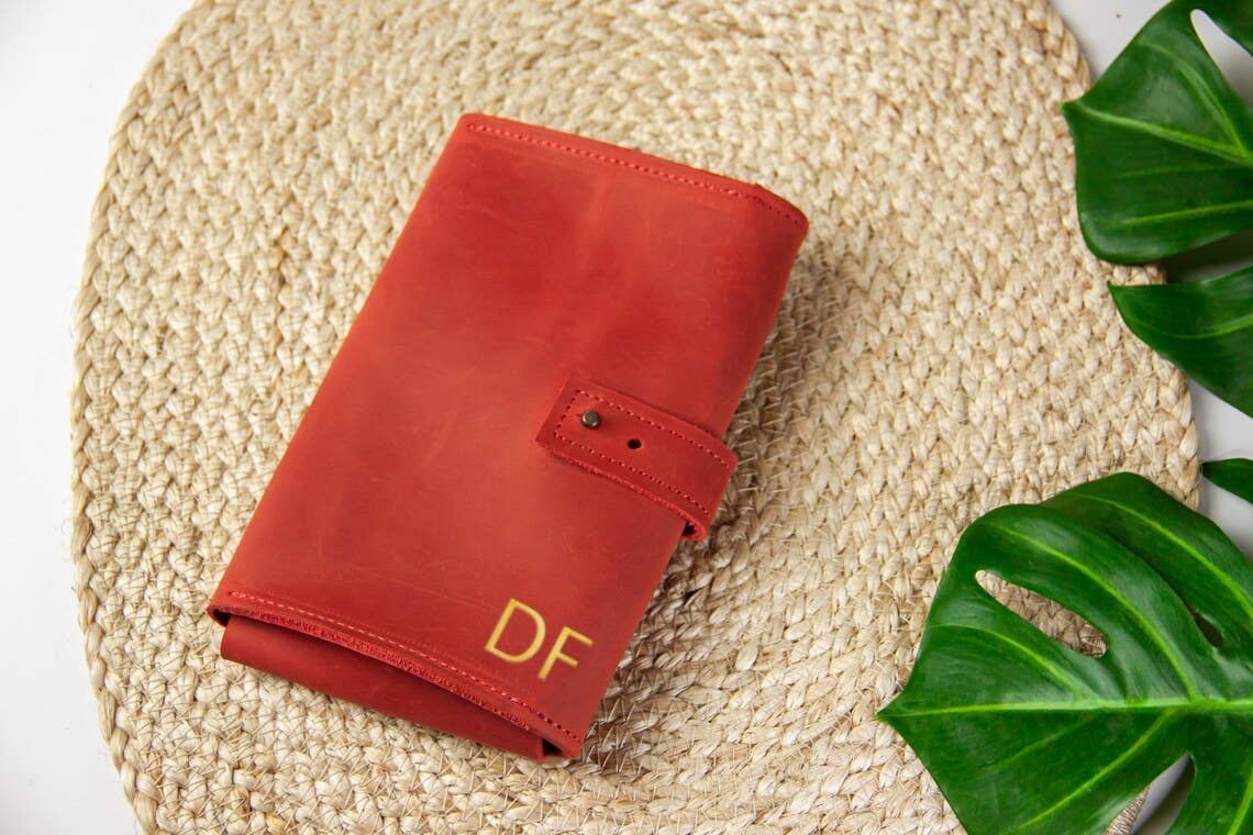 Pikore - Wholesale Cord Holder - Leather Tech Organizer2