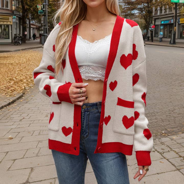 Cardigan en maille à col en V avec poche en forme de cœur et pêche pour la vente par Lily Clothing