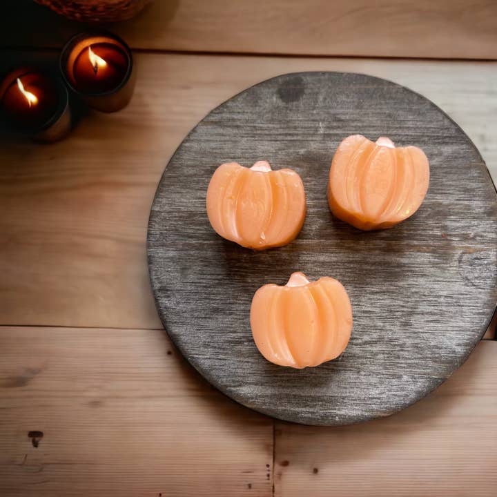 Wicks and Gifts - Vente Fondants - Cire fondue en forme de citrouille de 5 oz pour le festival d'automne