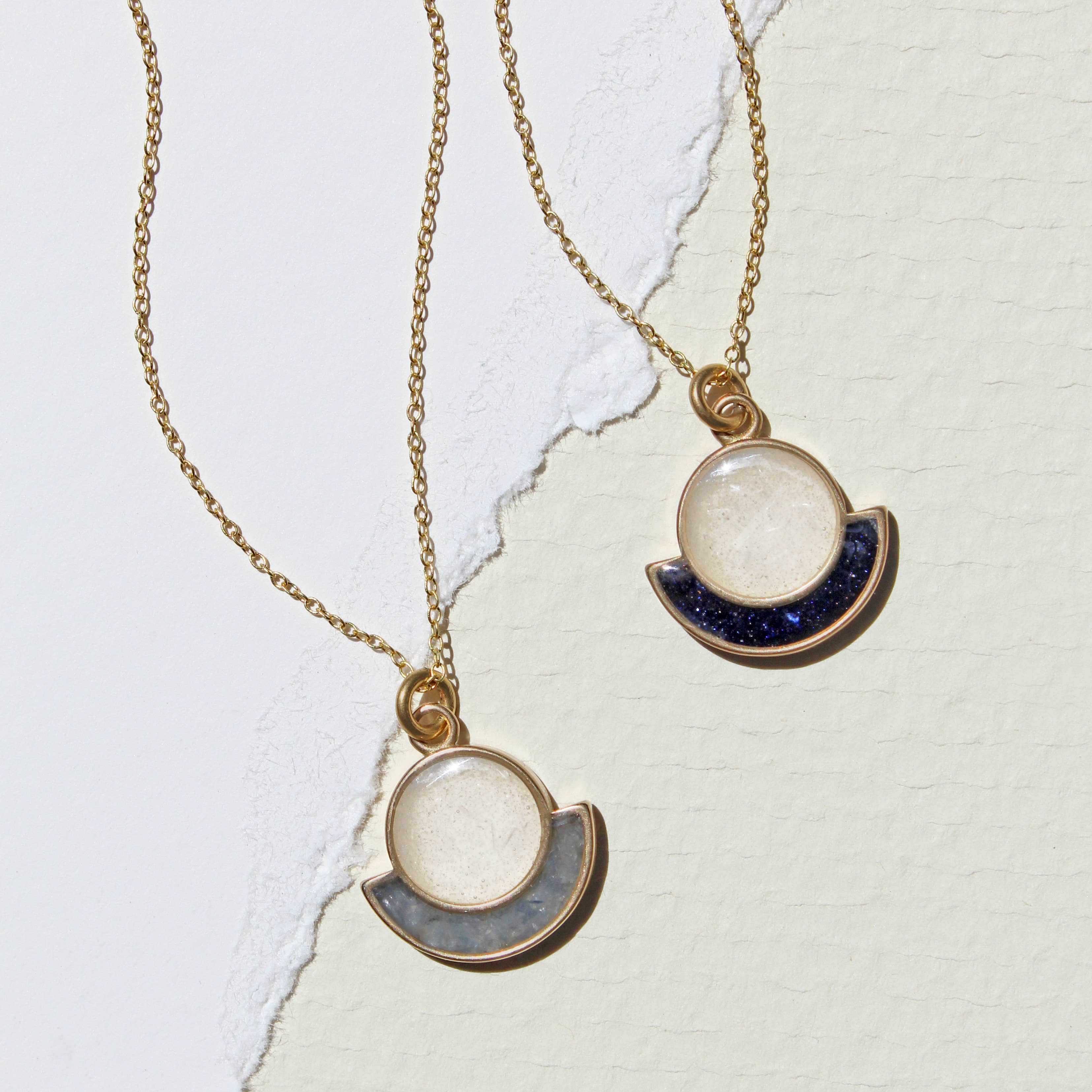 Cameoko - Wholesale Pendant/Charm Necklace - The Mini Moonrise Necklace1