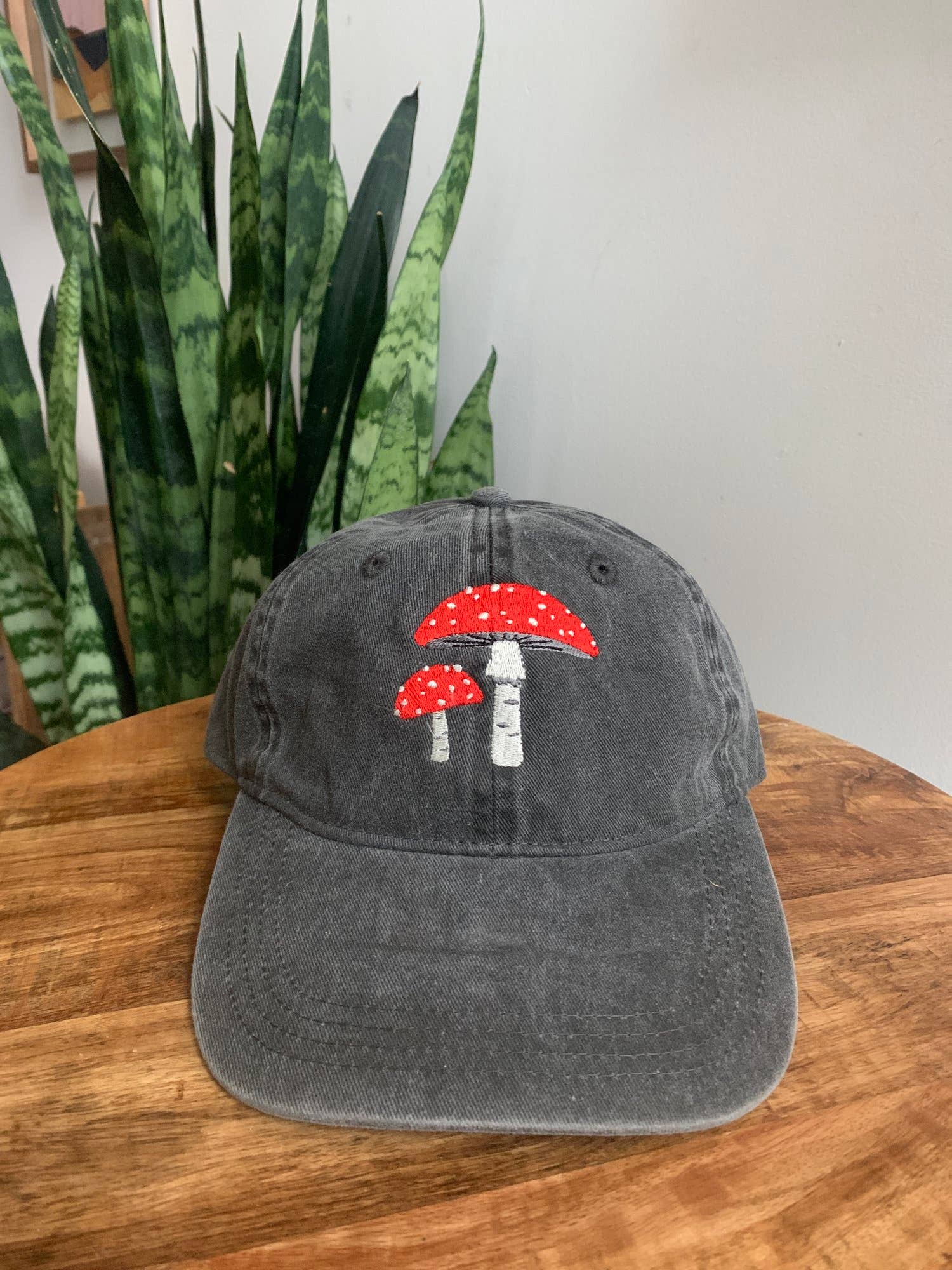 Nature Walk - Wholesale Baseball cap – Women's - Amanita Muscaria Mushroom Embroidered Hat Fly Agaric