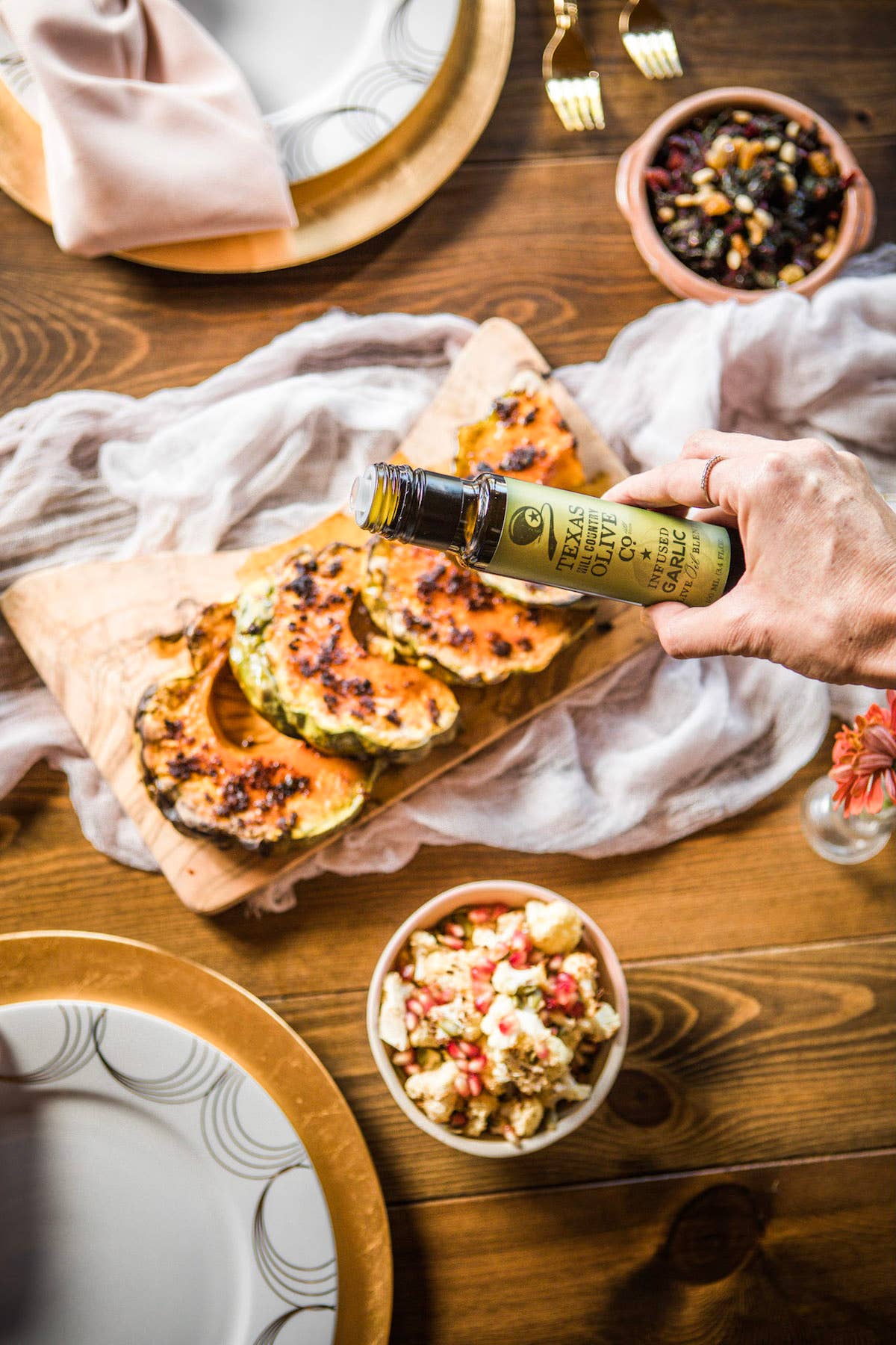 Texas Hill Country Olive Co. - Wholesale Olive Oil - Garlic Infused Olive Oil - 100ml.2