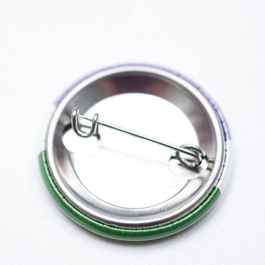 Crafty Queer Studio - Wholesale Reversspeld/knoop - Genderqueer prijsvlag LGBTQ+ pin/knop2