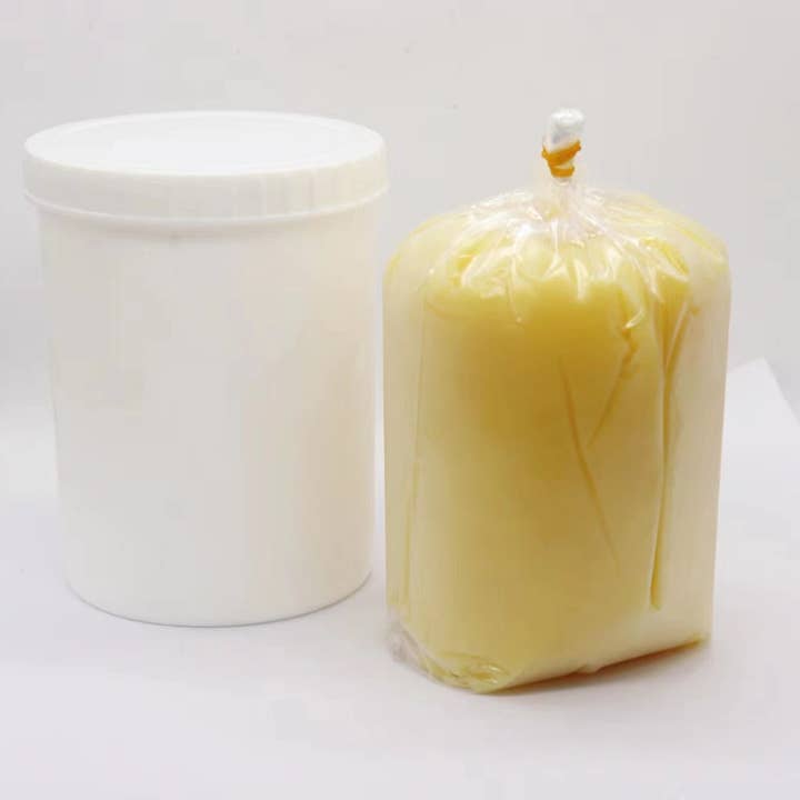 Royal Jelly Fresh {10 HDA > 1.9%} - 1kg for wholesale by BEE SEASONAL