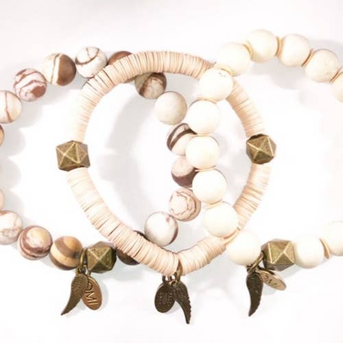 She Is Change Trio 1 pour la vente par omibeads