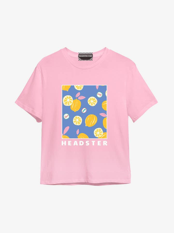 T-shirt fraîchement pressé pour la vente par Headster Kids
