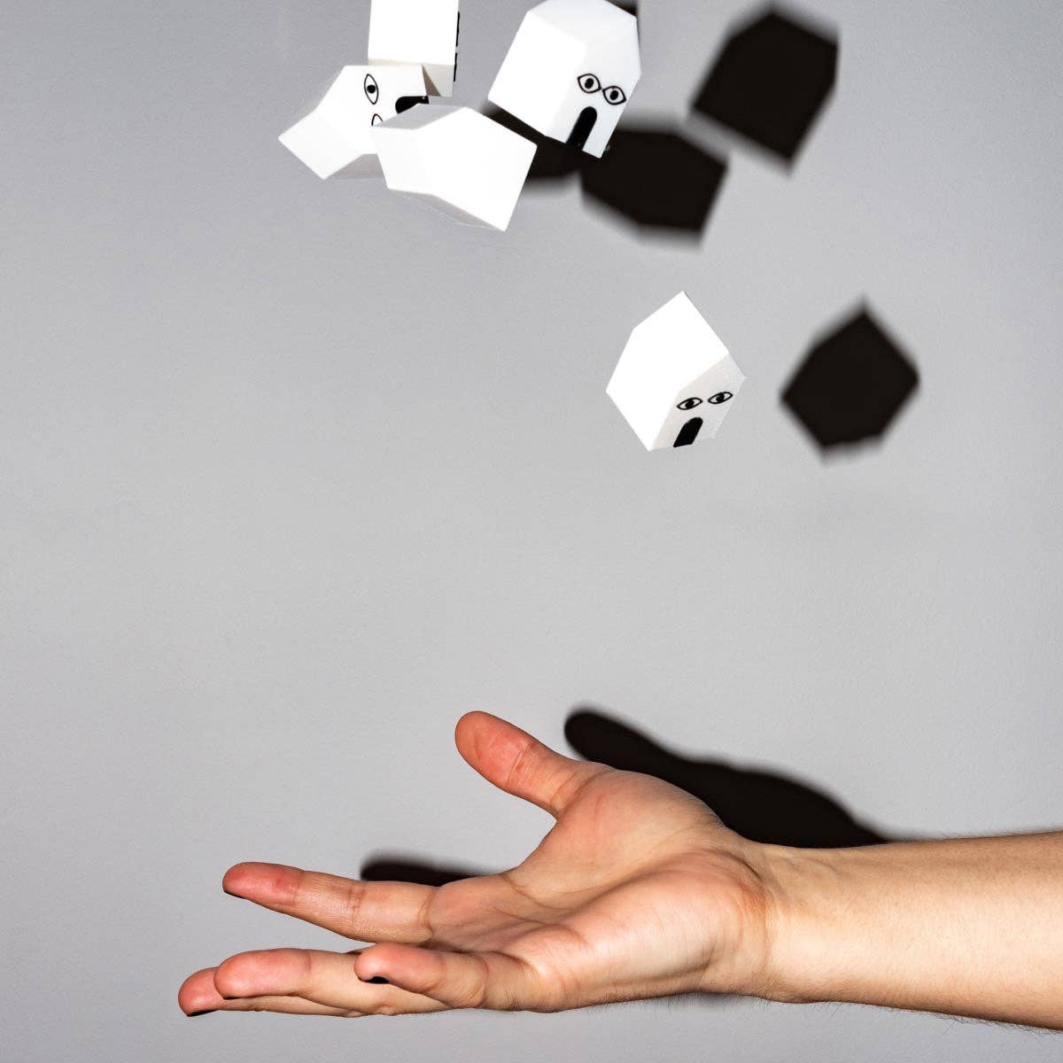 Tadashi Studio - Wholesale Decorative Tabletop Object - Mini House1