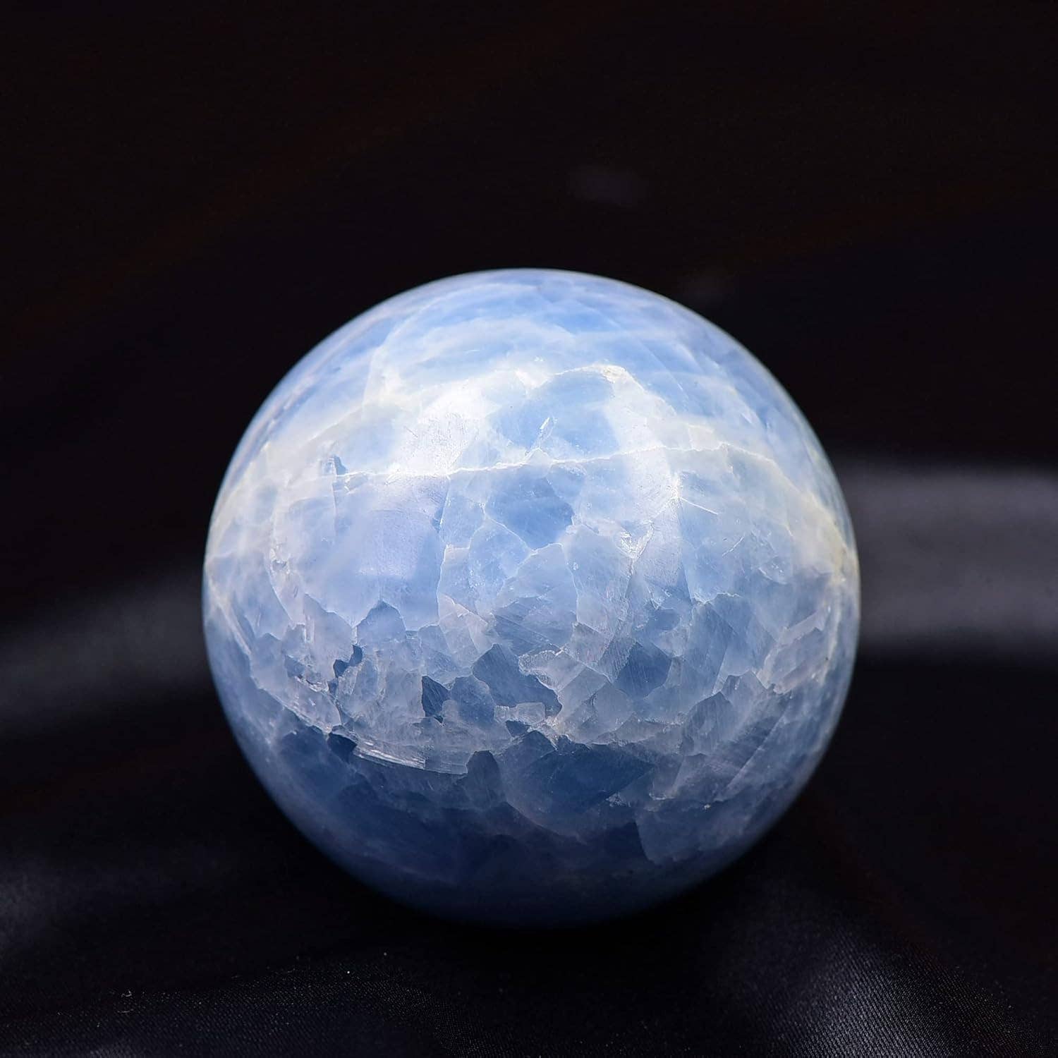 AmazeU - Wholesale Crystal Charging Plate - Blue Calcite Crystal Sphere (1 kg/2.2 lbs pack)   2